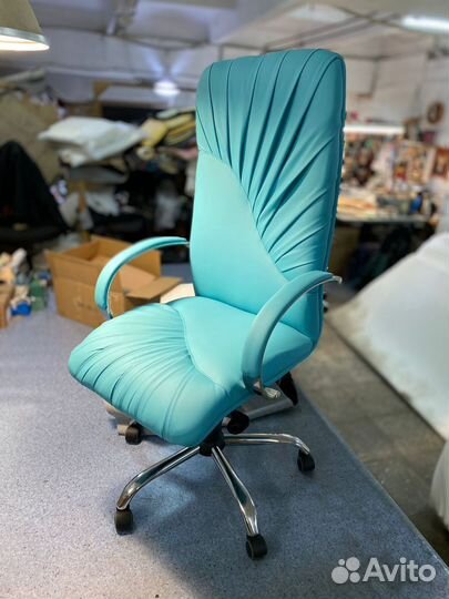 Компьютерное кресло