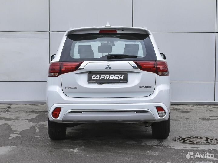 Mitsubishi Outlander 2.0 CVT, 2022, 349 км