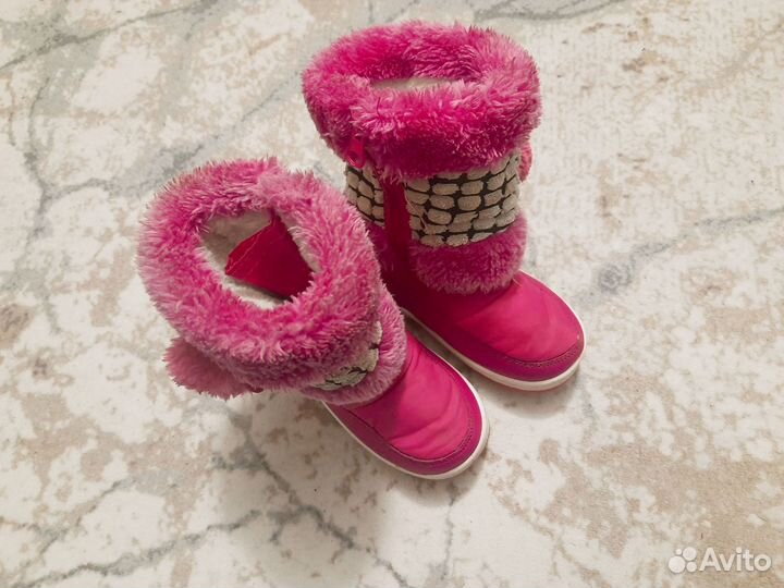 Сапожки для девочки 24