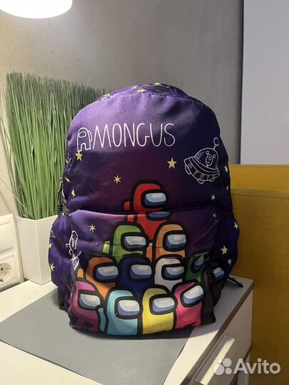 Рюкзак школьный