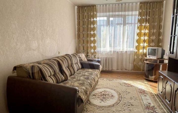 2-к. квартира, 52 м², 5/10 эт.