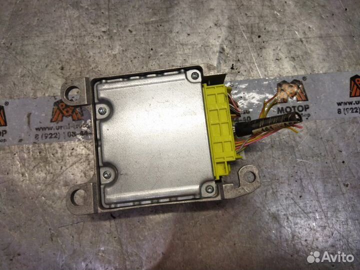 Блок управления AIR BAG Toyota Corolla E12 1.6
