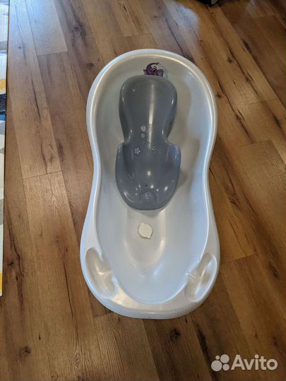 Ванночка для купания с горкой