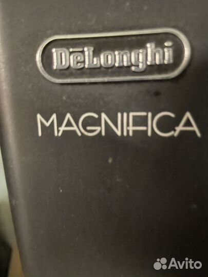 Кофемашина Delonghi Magnifica esam 04.110.B