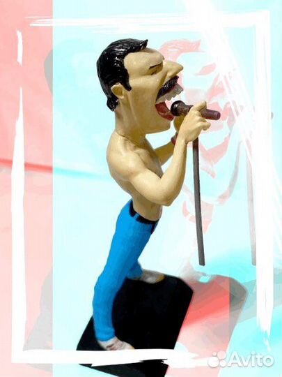 Фигурка Фредди Меркьюри