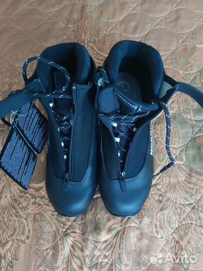 Лыжные ботинки 38 размер