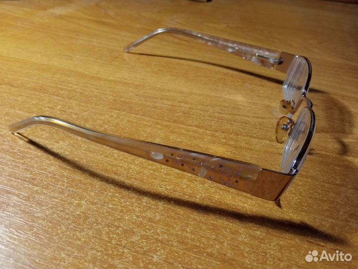 Очки для зрения +4