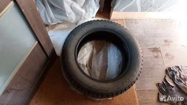 Pirelli Ice Zero 205/55 R16