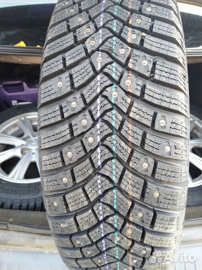 Continental IceContact 3 215/55 R17 98T