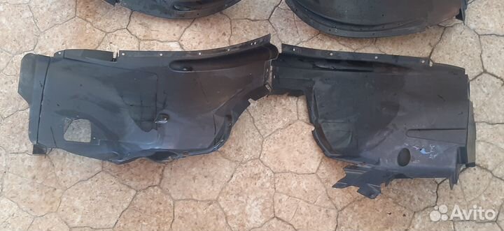 Подкрылок передний комплект BMW X5 E70
