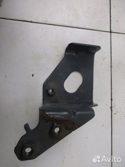 Кронштейн переднего бампера Scania P, G, R series