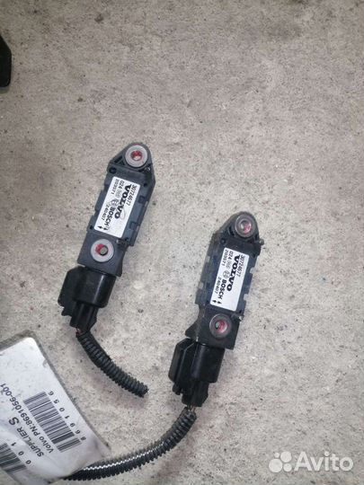 Датчик удара на Volvo XC 90