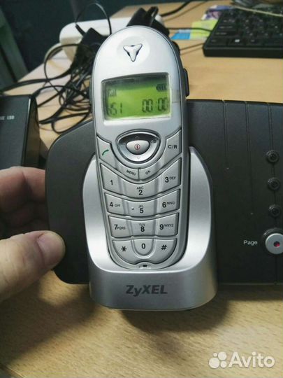 Радиотелефон цифровой Dect+Ip Zyxel P-2300 нов акк