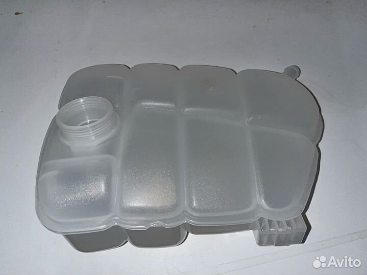 Расширительный бачок Ford Kuga 2 2012-2019