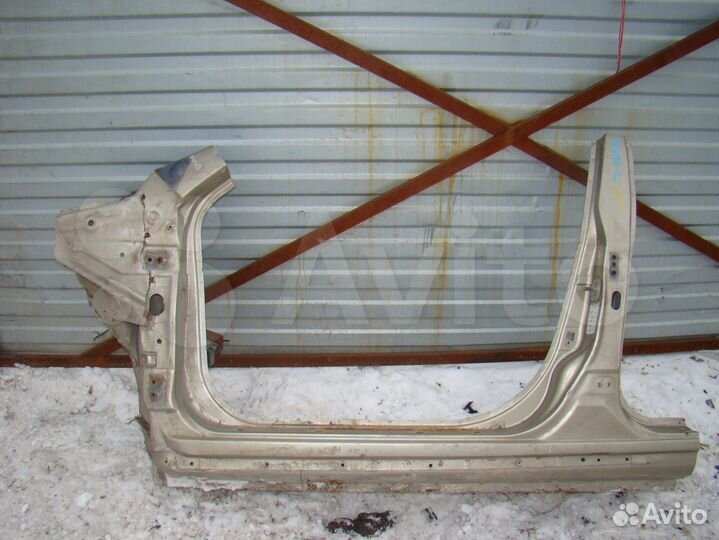 Порог со стойкой левый Nissan Primera (P12)