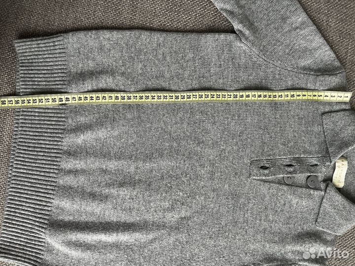 Свитер шерстяной женский