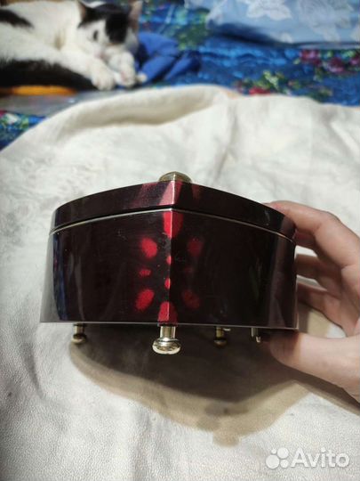 Музыкальная шкатулка с балериной