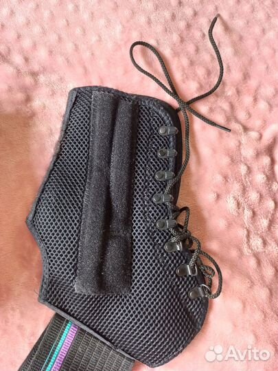 Бандаж на правый голеностоп фирмы Тривес, разм. L