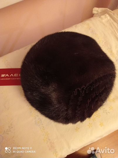 Берет женский новый из норки, с фабричной биркой