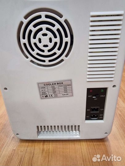 Минихолодильник для косметики