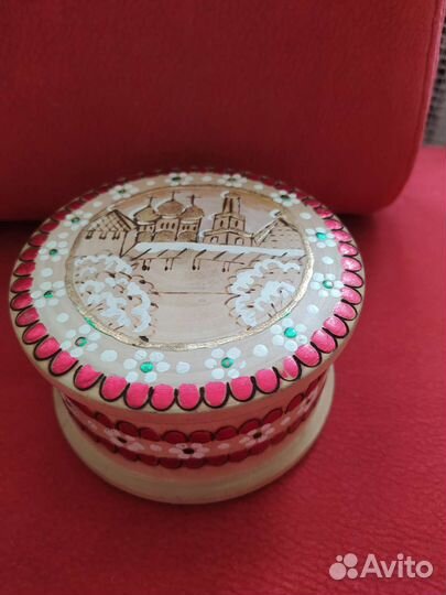 Шкатулки из дерева