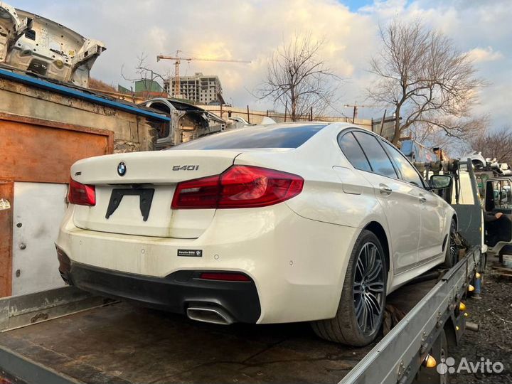 Крыша с люком на BMW 5-Series 540i (G30), B58B30A