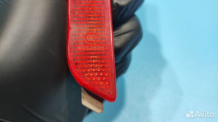 Катафот заднего бампера для Mazda 3 2003-2009