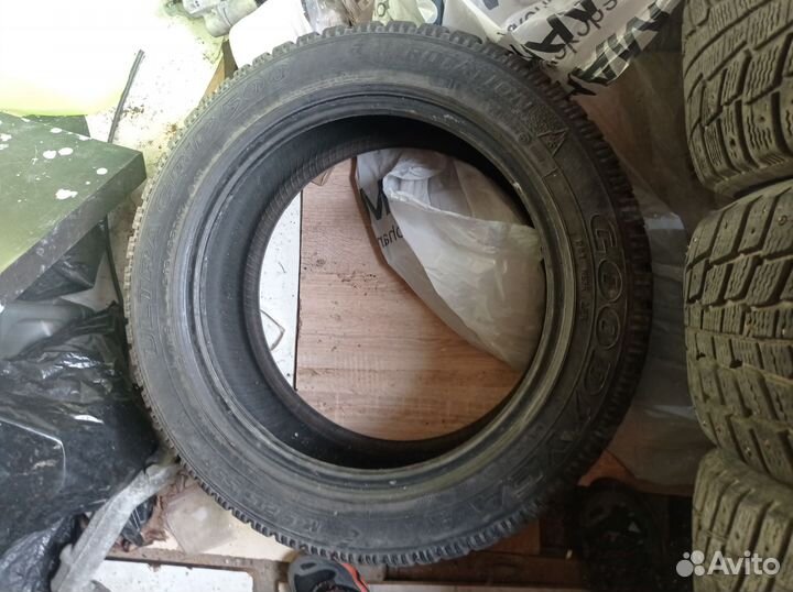 Michelin X-Ice North XIN2 215/55 R17