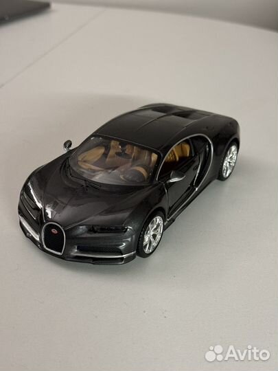 Bugatti Chiron 1/24 maisto