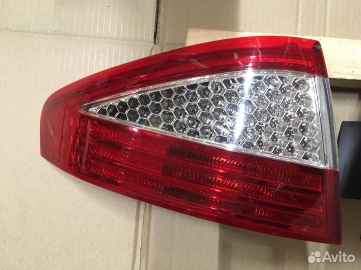 Фонарь задний левый Форд Мондео 4