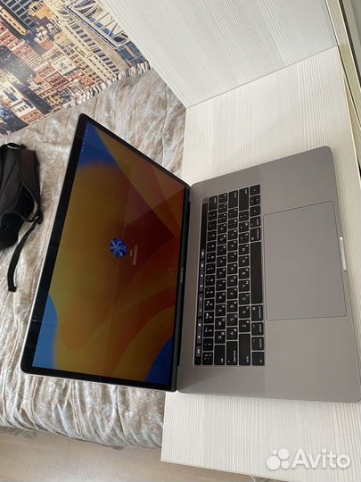 Apple macbook pro 15 2017 i7 1tb