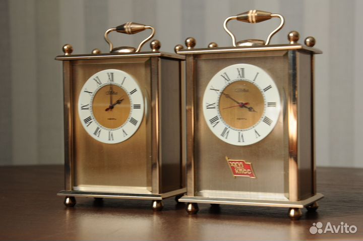 Настольные часы
