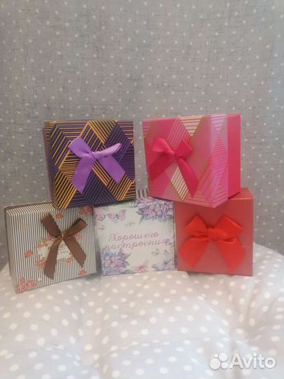 Коробочки подарочные