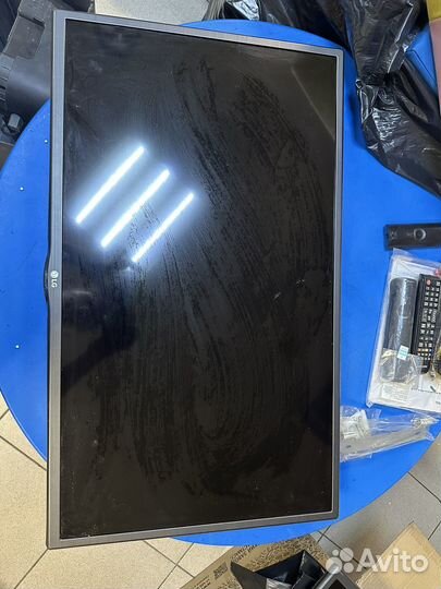 Телевизор бу LG