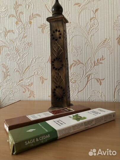 Подставка под Благовонии Башня резная Дерево Шишам