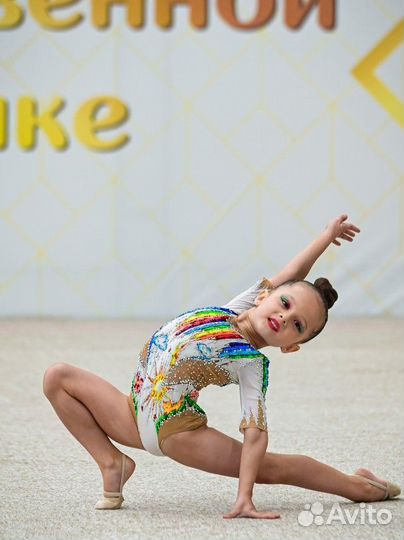 Купальник для художественной гимнастики