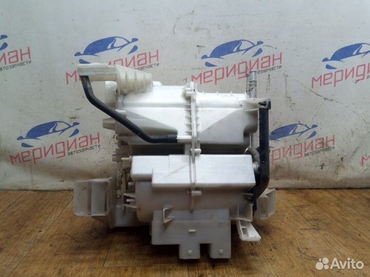 Корпус отопителя Toyota Corolla E120 2006