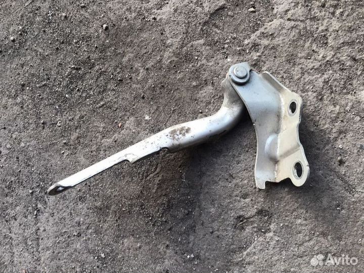 Toyota land cruiser prado 120 петля капота левая