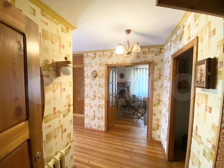 3-к. квартира, 65 м², 1/2 эт.