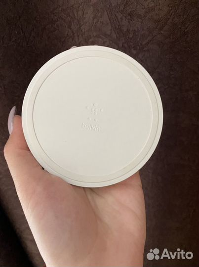 Беспроводное зарядное устройство belkin