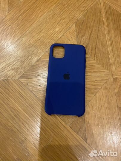 Чехол на iPhone 11