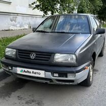 Volkswagen Vento 1.8 MT, 1992, 150 000 км, с пробегом, цена 70 000 руб.