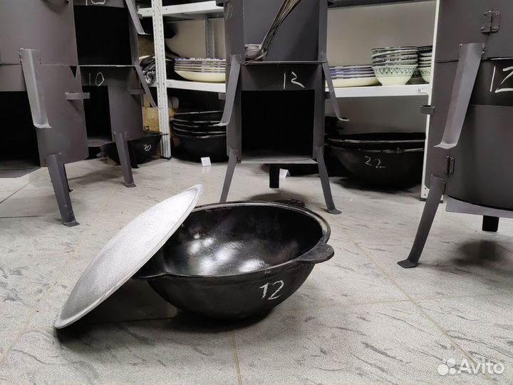 Казан чугунный на 12 литров lux