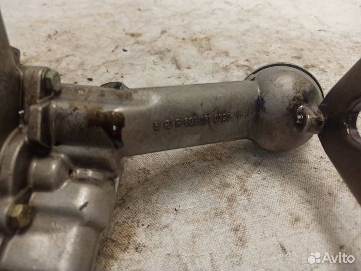 Насос масляный A6031803001