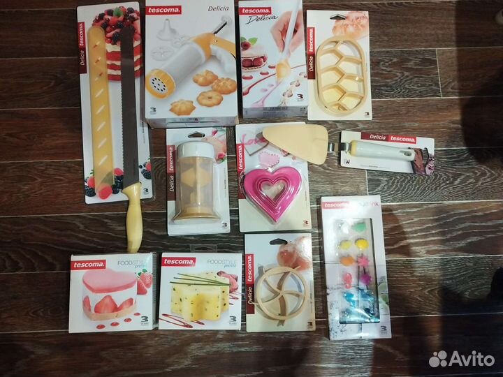 Tescoma Формочки сердце,цветы, контейнеры, сито