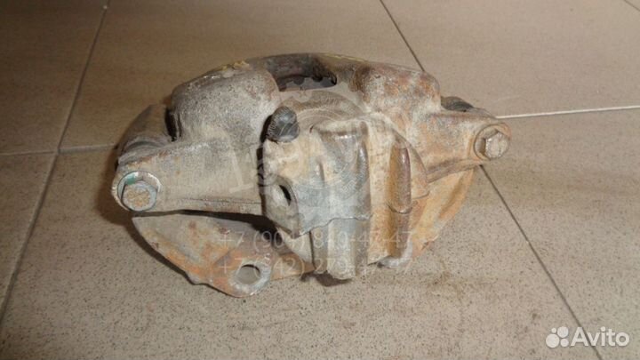 Суппорт передний левый Peugeot 207