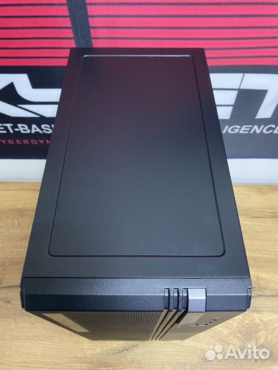 Мощный, компактный i3-9100/16gb/4Gb RX 550/120SSD