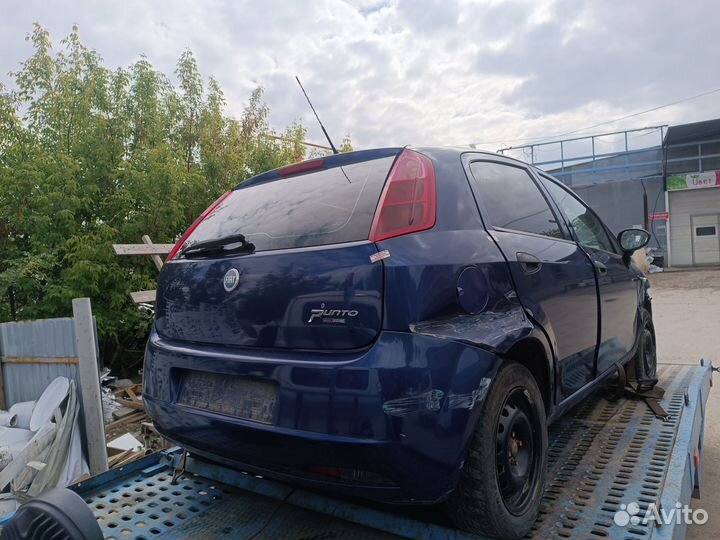 В разборе Fiat Punto 1.4 МКПП 2006 год