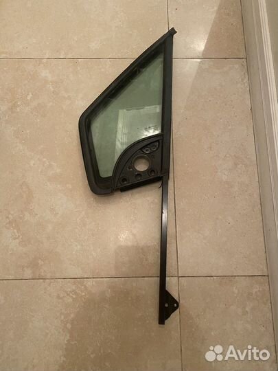 Боковое стекло фортачка на peugeot partner b9