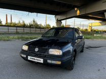 Volkswagen Vento 1.8 MT, 1992, 155 500 км, с пробегом, цена 88 000 руб.